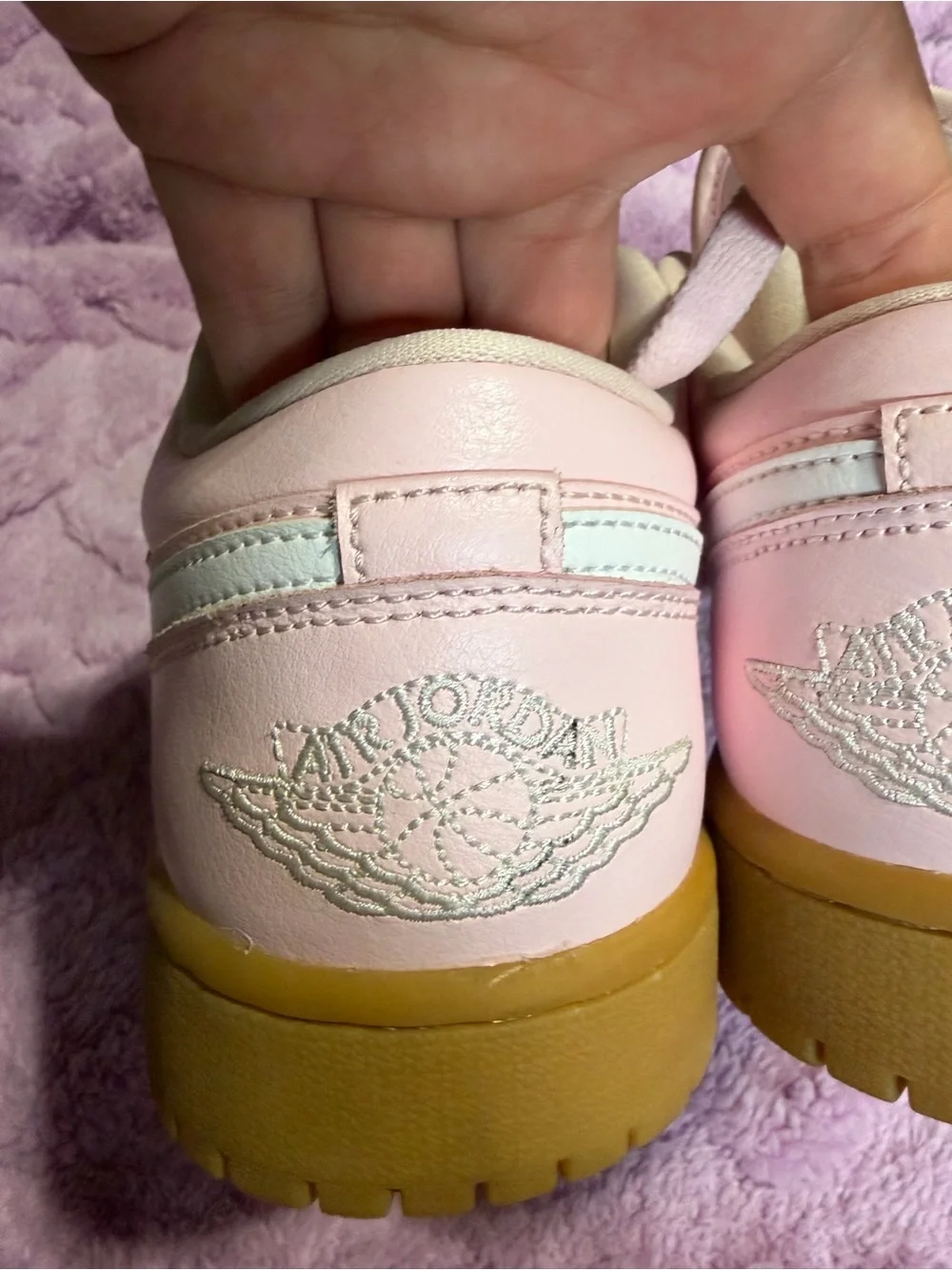 Nike soft light